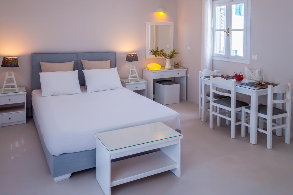 Milos Bay Suites Adámas Rom bilde