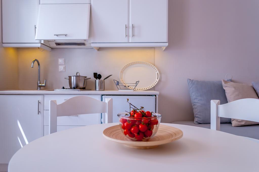 Milos Bay Suites Adámas Rom bilde
