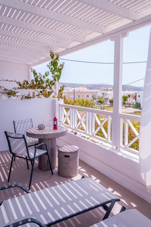 Milos Bay Suites Adámas Rom bilde