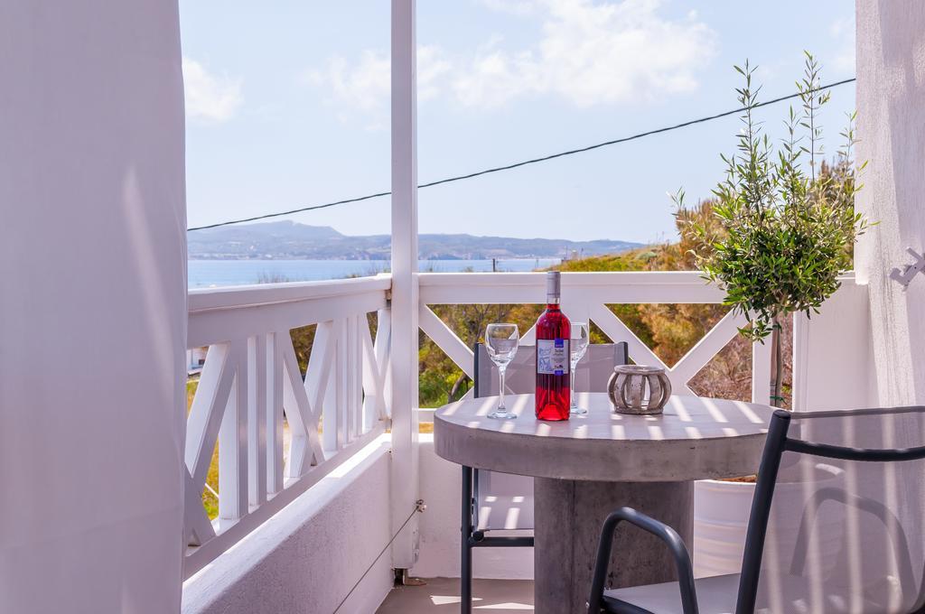 Milos Bay Suites Adámas Rom bilde