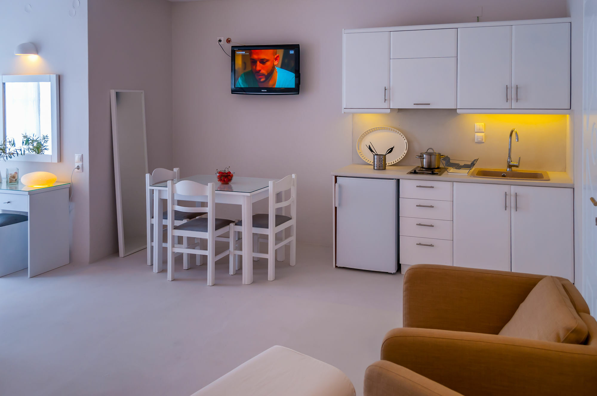 Milos Bay Suites Adámas Eksteriør bilde