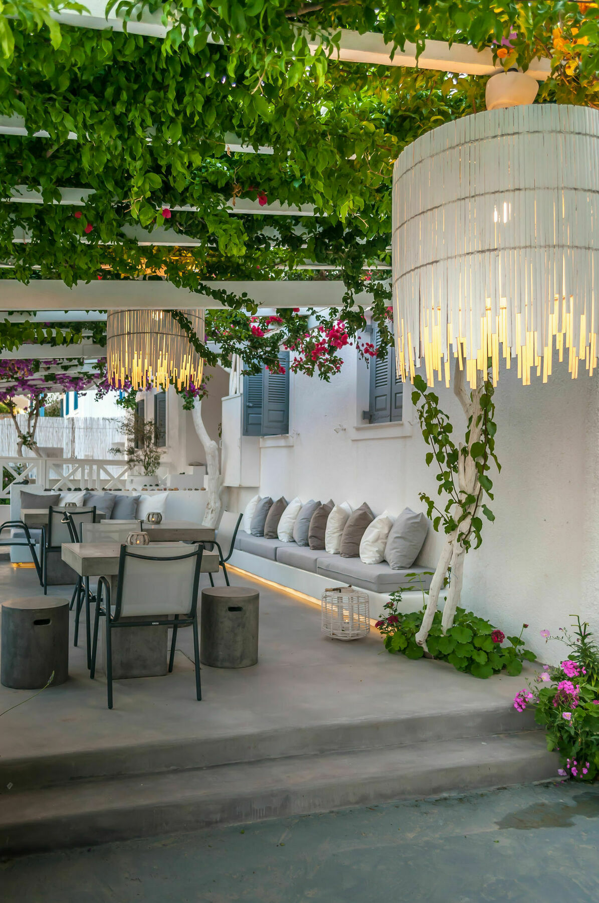 Milos Bay Suites Adámas Eksteriør bilde