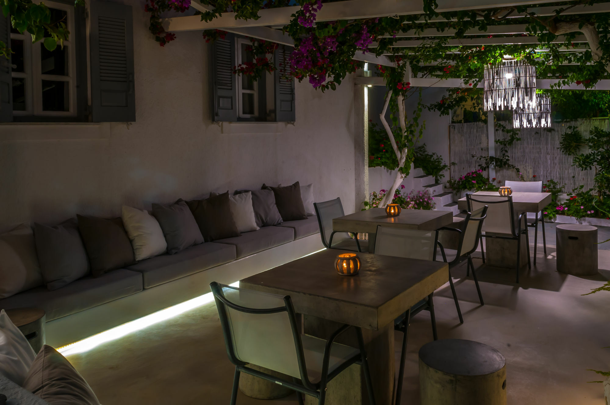 Milos Bay Suites Adámas Eksteriør bilde