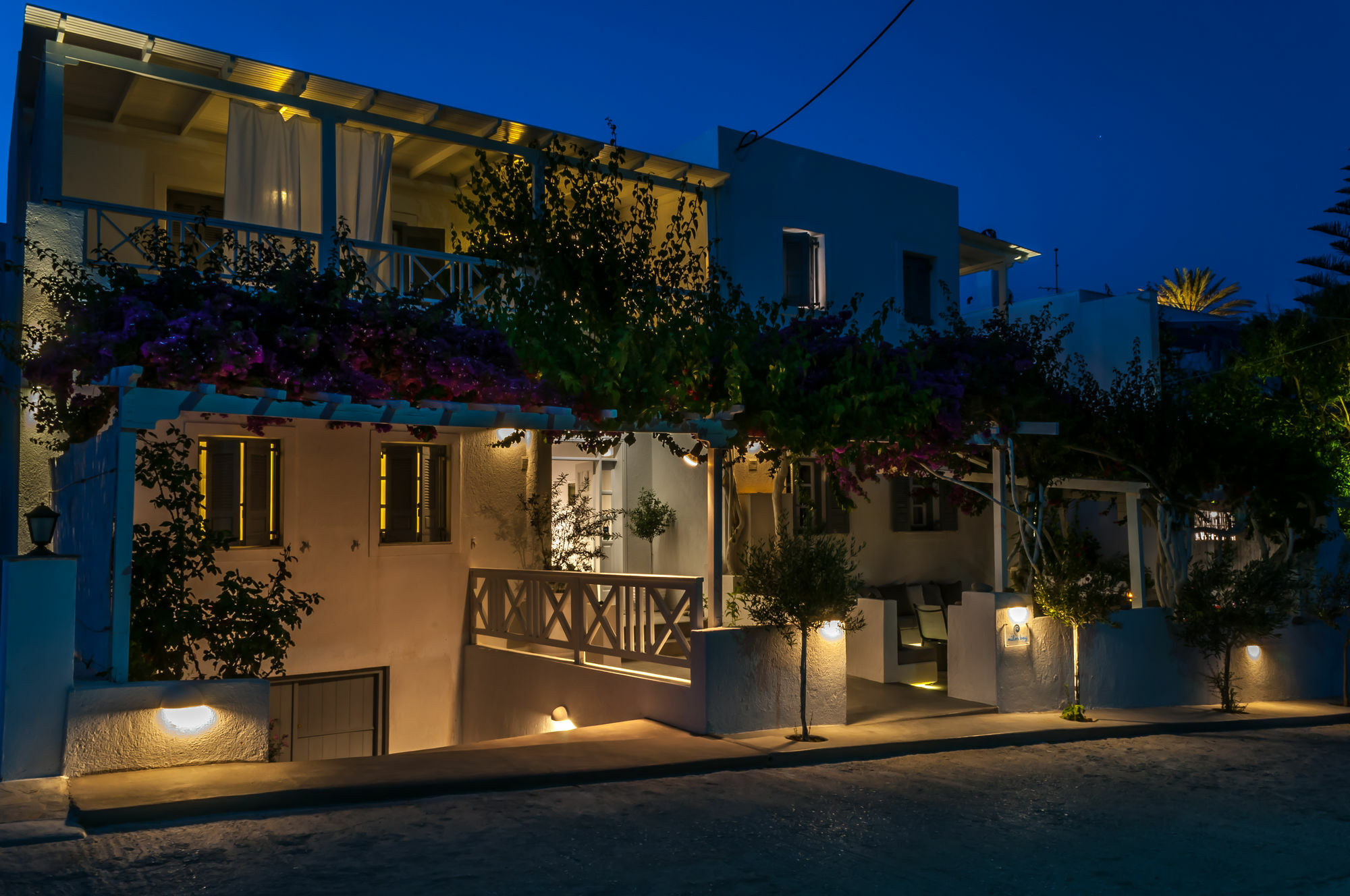 Milos Bay Suites Adámas Eksteriør bilde